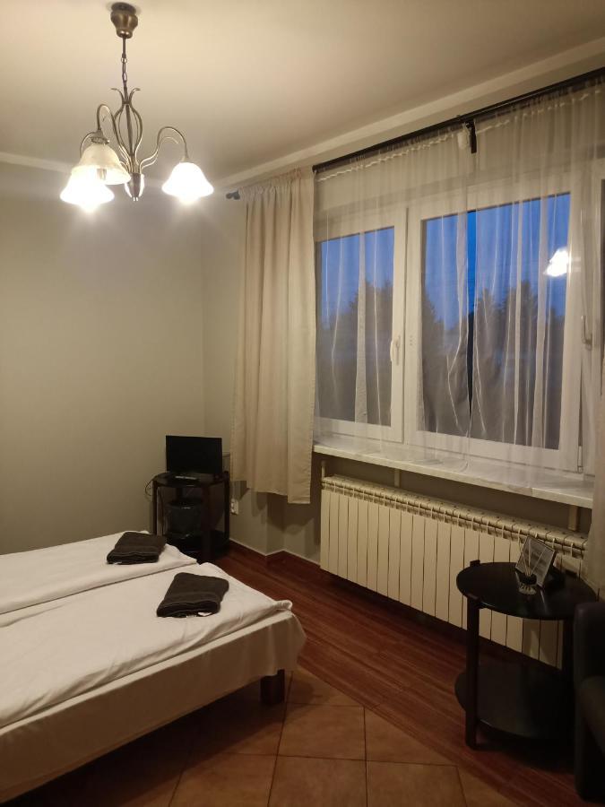 Pokoje Pod Swierkiem Сважендз Екстериор снимка